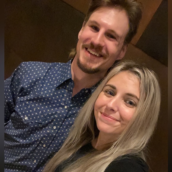 Meet your Posher, Stephanie - Picture 1 of 1